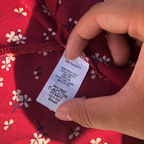 Red Blouse - Picture 7 of 9